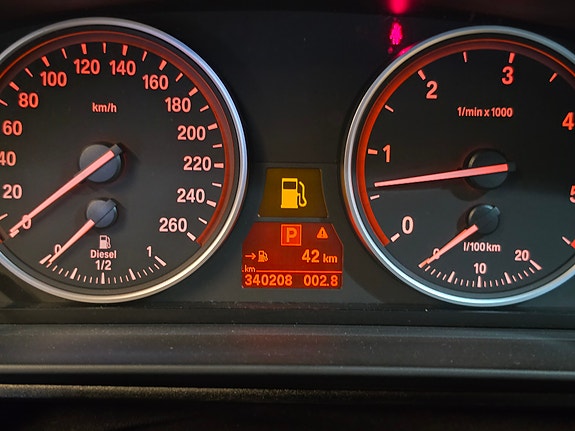 BMW 530xd 27 of 30
