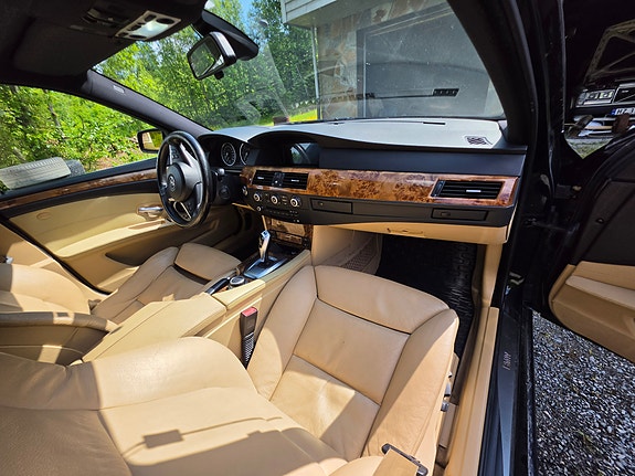 BMW 530xd 16 of 30