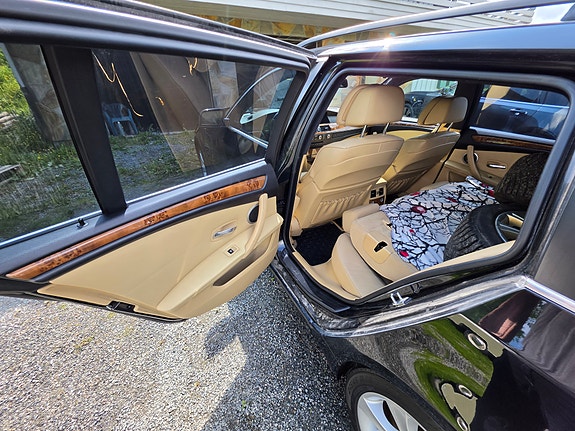 BMW 530xd 13 of 30