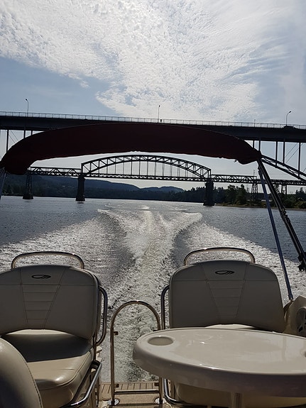 Maxum 2400SE Sport cruiser 25 of 30