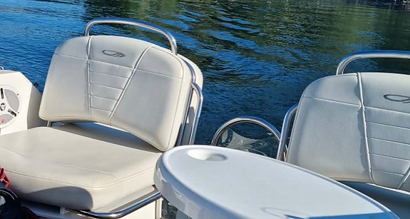 Maxum 2400SE Sport cruiser 18 of 30