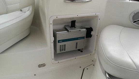 Maxum 2400SE Sport cruiser 28 of 30