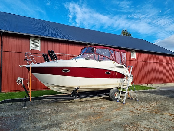 Maxum 2400SE Sport cruiser 16 of 30