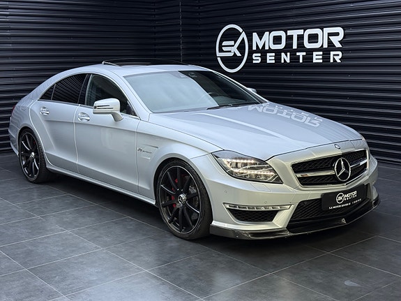 Mercedes-Benz CLS63 2 of 5
