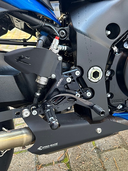 Suzuki GSX-S 1000 11 of 13