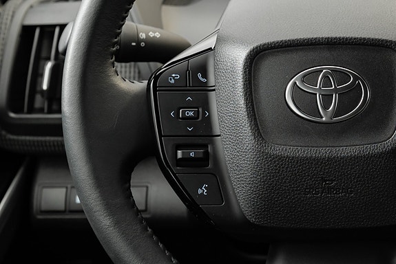 Toyota bZ4X 27 of 30