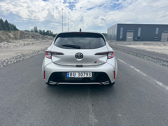 Toyota Corolla 6 of 19