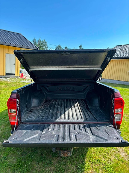 Isuzu D-max 14 of 27
