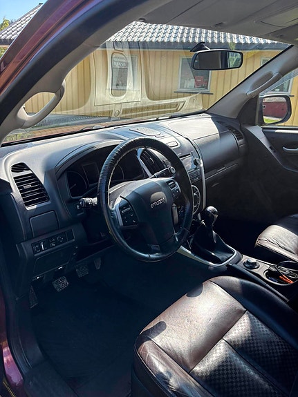 Isuzu D-max 22 of 27