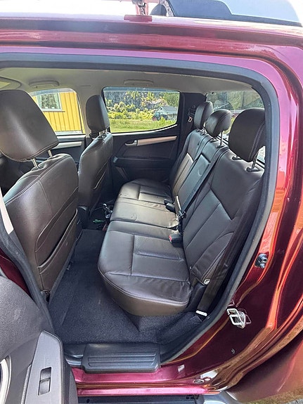 Isuzu D-max 13 of 27