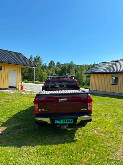 Isuzu D-max 4 of 5