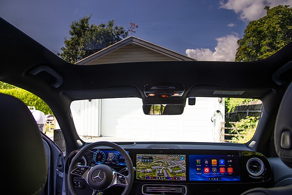 Mercedes-Benz GLB350 13 of 24