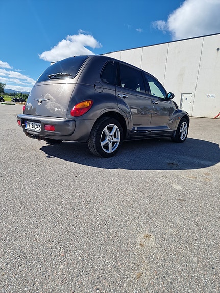 Chrysler PT Cruiser 5 of 5
