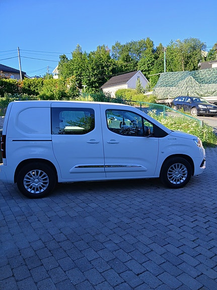 Toyota Proace City 4 of 5