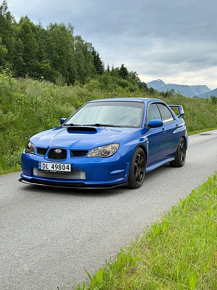 Subaru Impreza 4 of 5