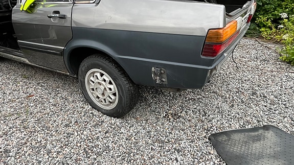 Audi 80 4 of 5