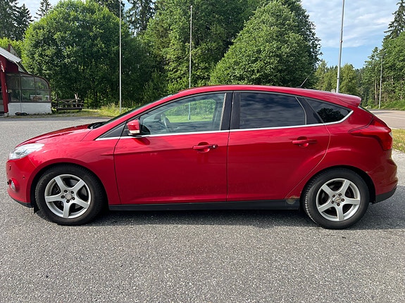 Ford Focus 12 of 25