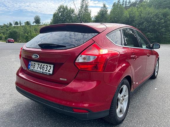 Ford Focus 8 of 25