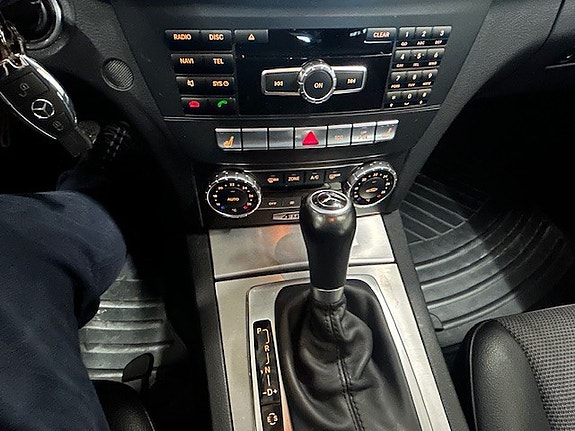 Mercedes-Benz C220 d 10 of 14