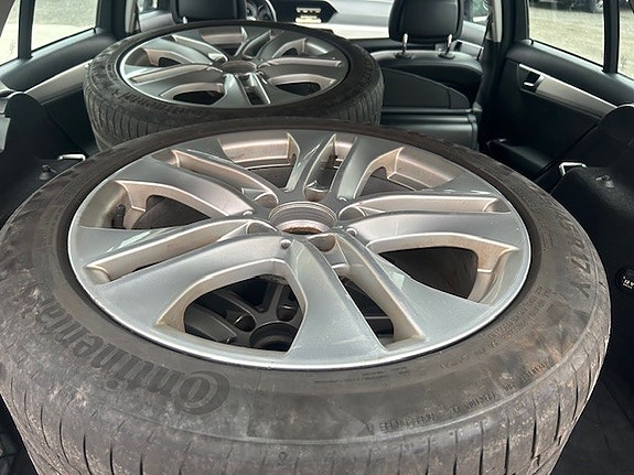 Mercedes-Benz C220 d 14 of 14
