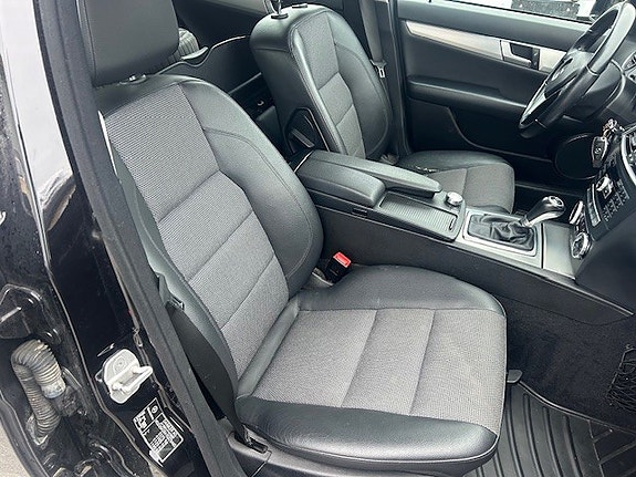 Mercedes-Benz C220 d 12 of 14