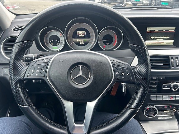 Mercedes-Benz C220 d 8 of 14