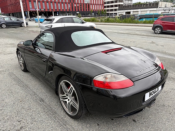 Porsche Boxster 7 of 30