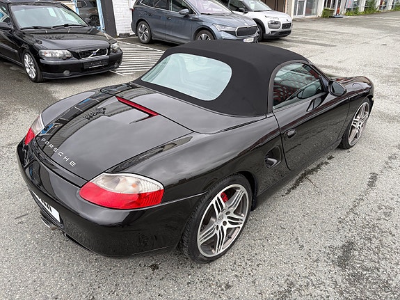 Porsche Boxster 10 of 30