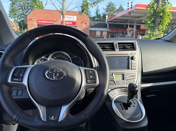 Toyota Verso-S 5 of 5