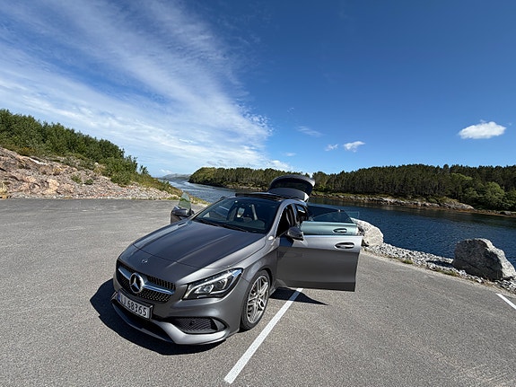 Mercedes-Benz CLA180 4 of 5