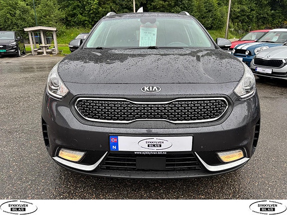 Kia Niro 2 of 5