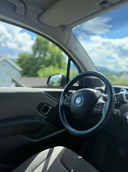BMW i3 8 of 19