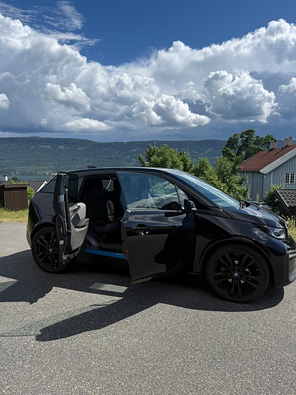 BMW i3 6 of 19