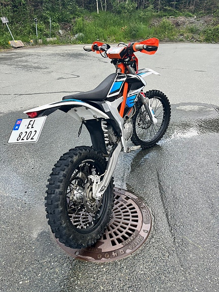 KTM Freeride E-XC 3 of 5
