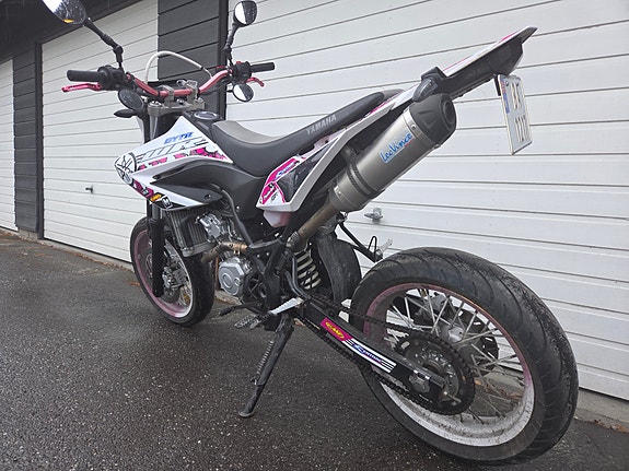 Yamaha WR 125 X 4 of 5