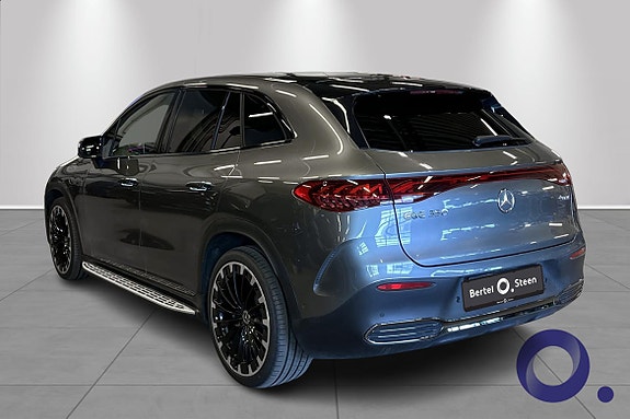 Mercedes-Benz EQE SUV 3 of 5