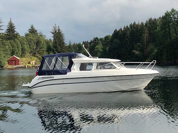 NB 820 Sport Baugpropell. Ankervinsj akter. Dieselvarmer. Styrepos ute 4 of 5
