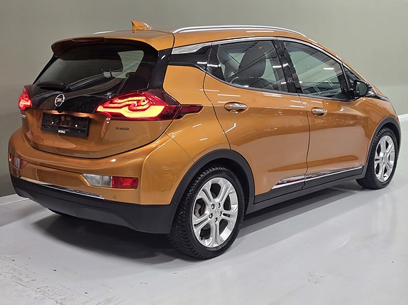 Opel Ampera 4 of 5