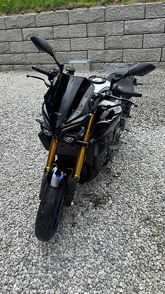Yamaha MT-10 SP 3 of 10