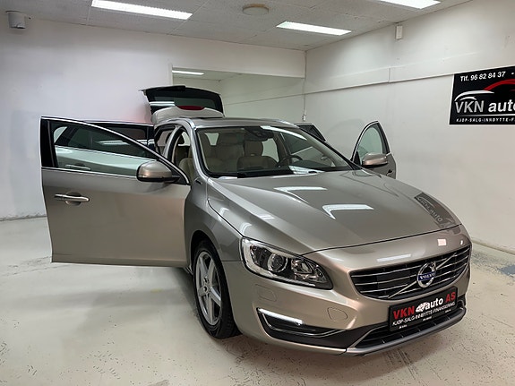 Volvo V60 11 of 30