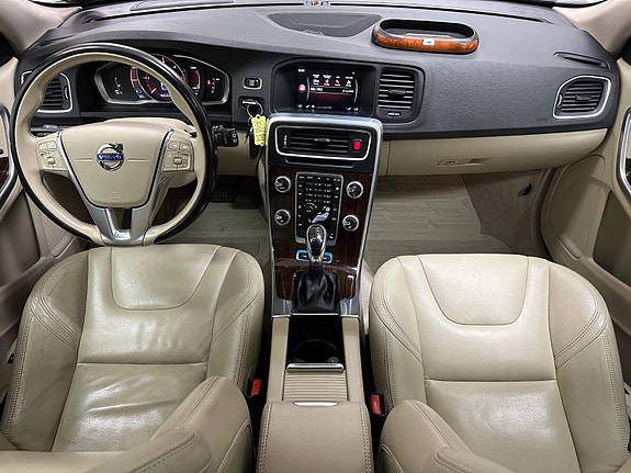 Volvo V60 30 of 30