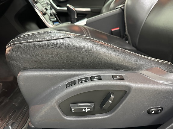 Volvo V60 28 of 30