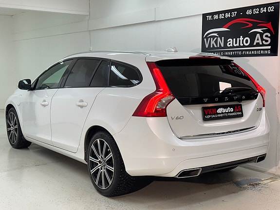 Volvo V60 15 of 30
