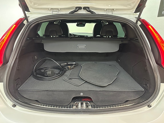 Volvo V60 20 of 30