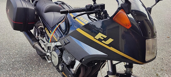 Yamaha FJ 1200 3 of 5