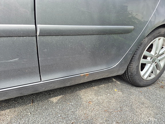 Volkswagen Golf V 11 of 17