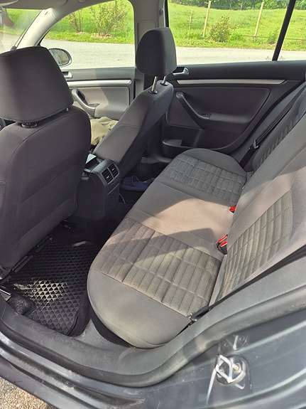 Volkswagen Golf V 9 of 17