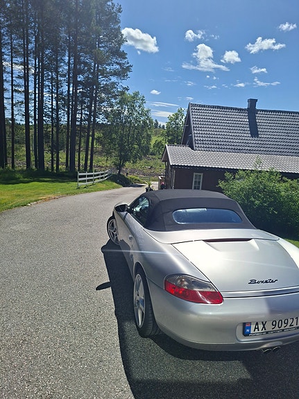 Porsche Boxster 7 of 19