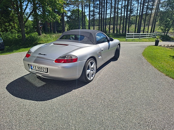 Porsche Boxster 6 of 19