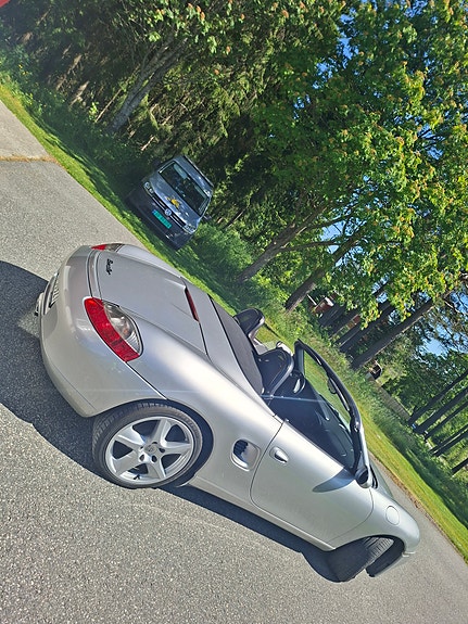 Porsche Boxster 12 of 19
